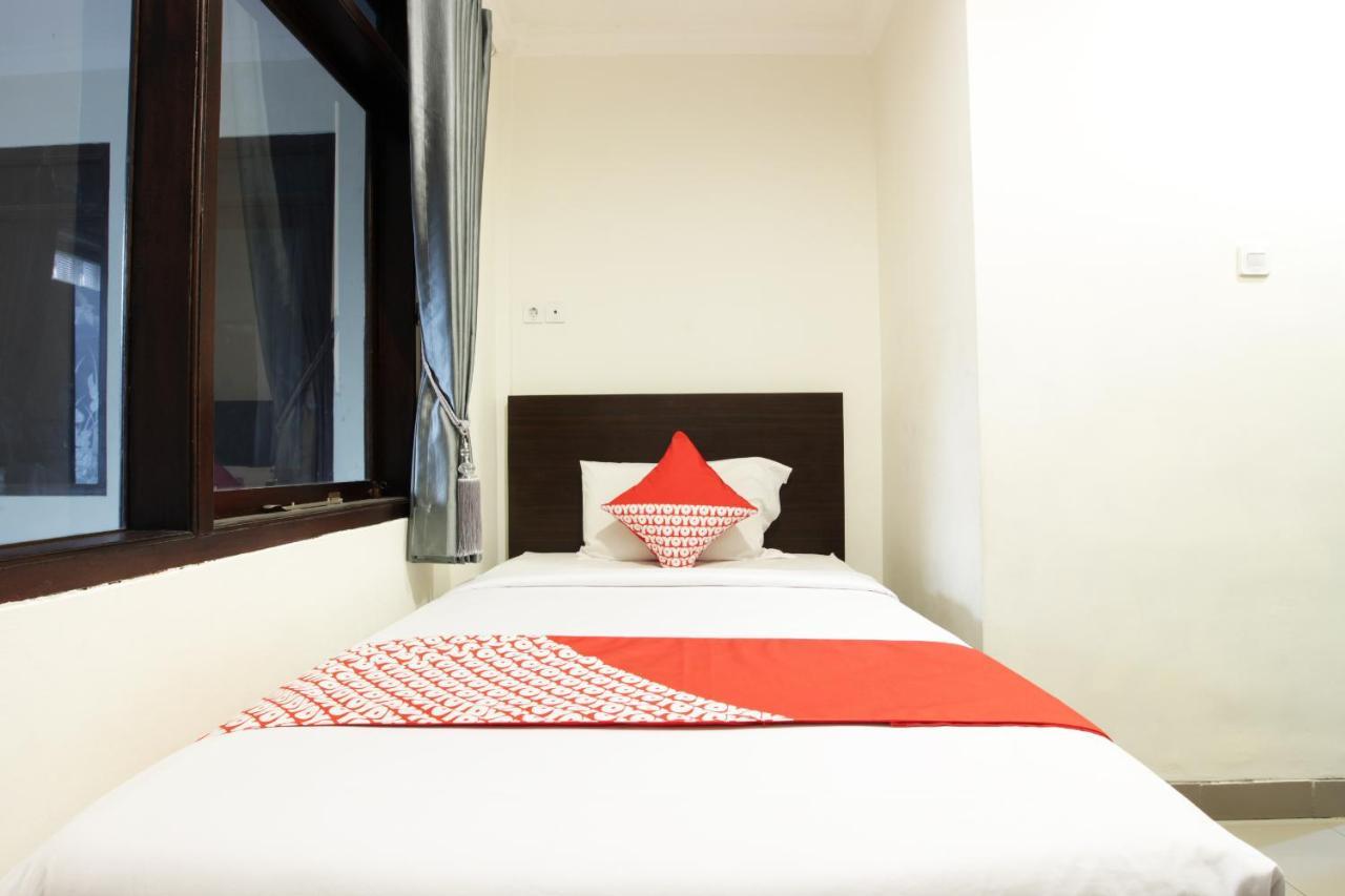 Oyo 202 Kuwera Inn Μπαντούνγκ Εξωτερικό φωτογραφία