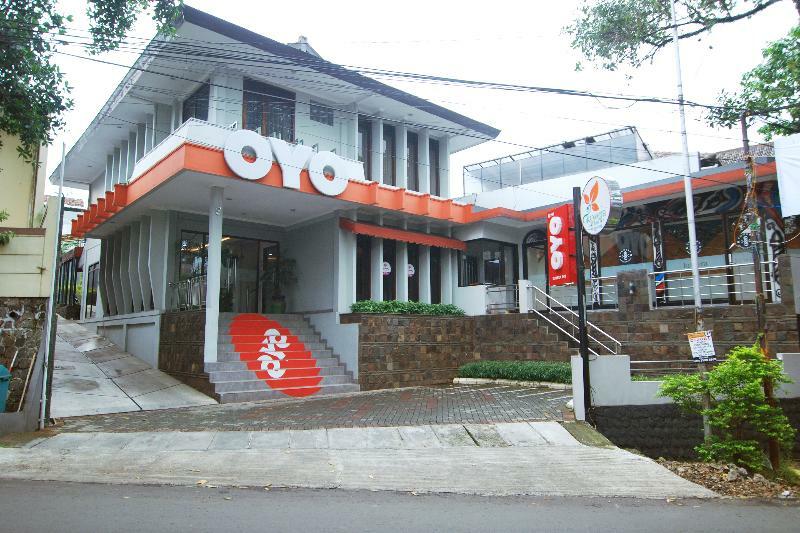 Oyo 202 Kuwera Inn Μπαντούνγκ Εξωτερικό φωτογραφία